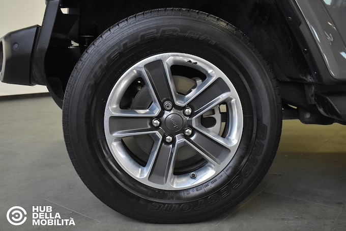 JEEP Wrangler 2.2 Mjt II Sahara